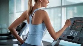 7 locuri unde poti agata cele mai multe femei sexy