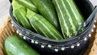 Mancare de zucchini