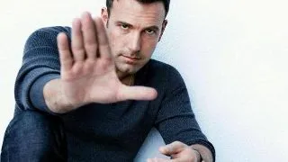 Ben Affleck imbraca costumul lui Batman