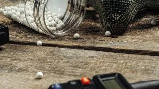 Ce trebuie sa aduci pe un teren de airsoft: echipament obligatoriu indiferent de experienta ta!
