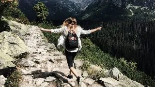 Ce e bine sa iei cu tine atunci cand pleci intr-o drumetie montana