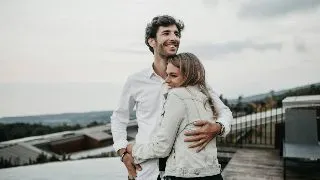 Romantism modern: Gesturi mici care fac diferenta intr-o relatie