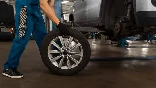 Ghid de pregatire pentru iarna: Cum iti pui la punct masina premium pentru sezonul rece