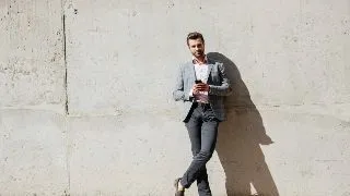 Stilul hibrid si performanta zilnica: Cum sa iti optimizezi garderoba pentru un stil de viata dinamic