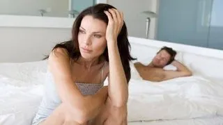 Afla de ce femeile iti dau papucii - 6 motive