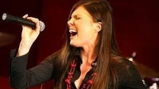 Paula Seling isi imprumuta vocea pentru filmul Cars 2