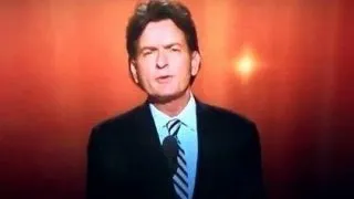 Charlie Sheen le-a urat succes fostilor colegi din "Two and a Half Men" (Video)
