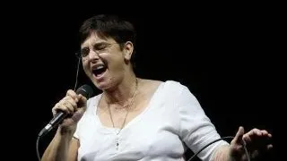 Sinead O"Connor vrea sa faca sex cu obiectele din casa. Vezi alte dezvaluiri socante!
