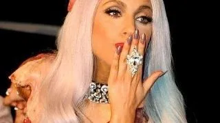 Lady Gaga renunta la haine in trailerul pentru MTV Video Music Awards