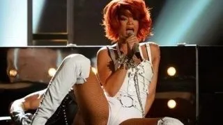 Rihanna si secretul unui corp de invidiat
