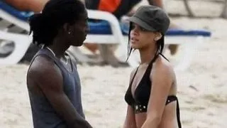 Rihanna s-a intors la primul sau iubit?