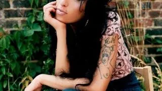 Amy Winehouse a fost gasita moarta in apartamentul sau