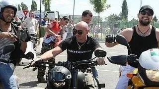 Motoare incinse, vedete si multa adrenalina