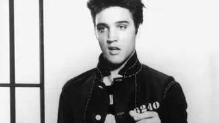 Elvis castiga mai mult decat Marilyn Monroe