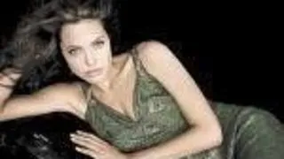 Angelina Jolie, mama din nou