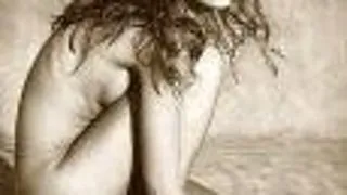 Fotografii cu Kate Moss scoase la licitatie