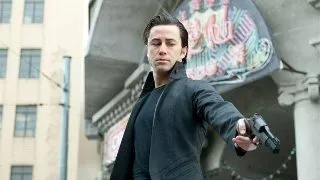 Looper: Asasin in viitor