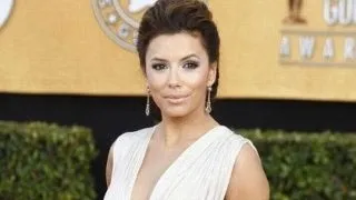 Eva Longoria devine lesbiana (Video)