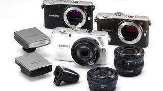 Samsung lanseaza camera foto NX100