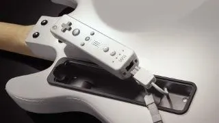 Canta rock pe Wii cu instrumentele Logitech