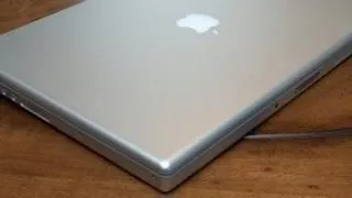 Noul Macbook Pro 15 inchi