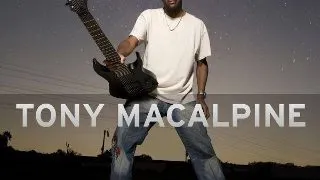 Intalneste-l peTony MacAlpine la Bucuresti!