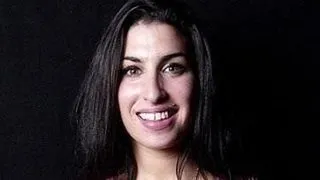 Amy Winehouse, inainte si dupa droguri