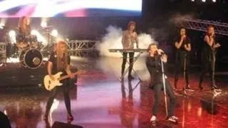 Catalin are doua piese in finala Eurovision