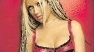 Cristina Aguilera nu are o problema cu nuditatea.