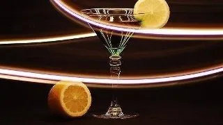 3 cocktailuri cu care sa iti rasfeti iubita pe plaja