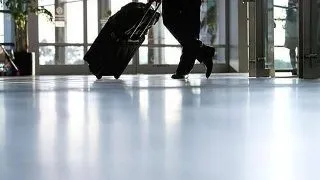 Bagajul de calatorie: 3 reguli simple pentru impachetarea hainelor