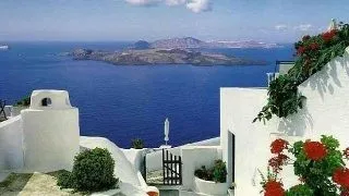 Descopera Santorini, cea mai frumoasa insula din lume, in 2011