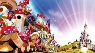 Intri la Disneyland Paris cu bilete online reduse cu 15%