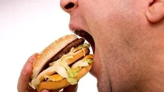 Alimentele junk - food afecteaza fetilitatea barbatilor
