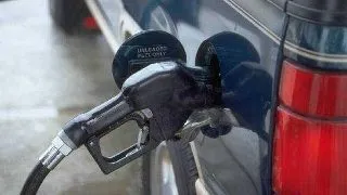 6 moduri de a face economie de benzina