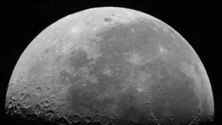 4 lucruri pe care nu le stiai despre luna