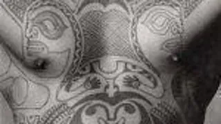 Tatuajele intre istorie si moda