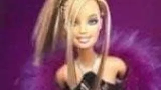 Secretul papusii Barbie: bustul