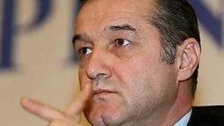 Becali se lasa de fotbal?