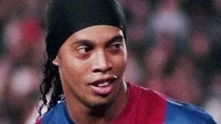 Ronaldinho pleaca la AC Milan