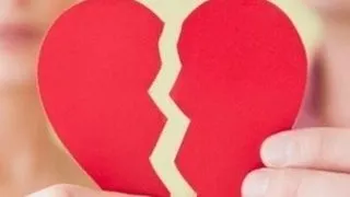 8 tipuri de mesaje pe care sa nu i le trimiti fostei iubite