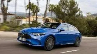 Tehnologia Plug-in Hybrid: Cum schimba software-ul experienta de condus in 2026